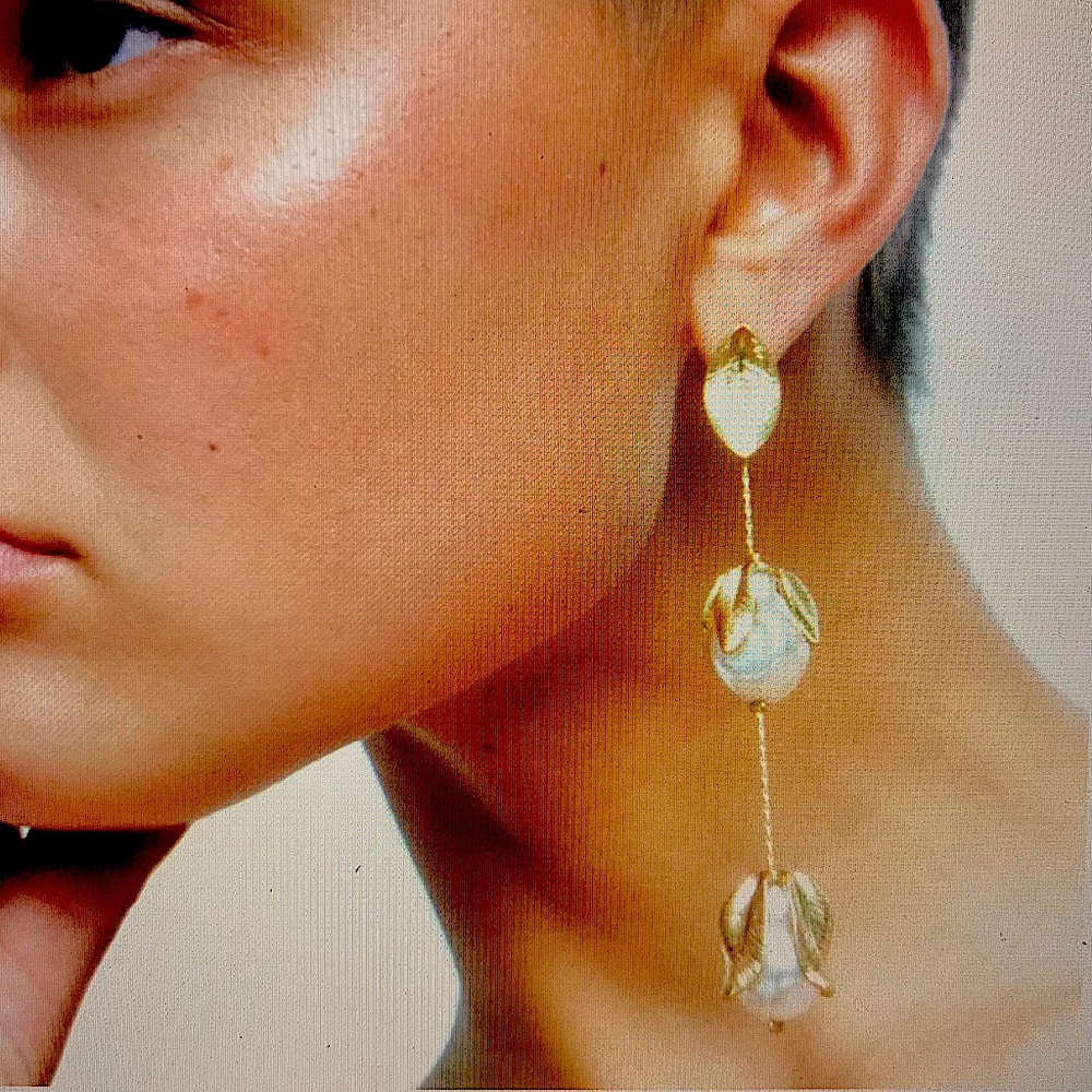 Zara Lovely Long Earrings - Picture 3 of 5